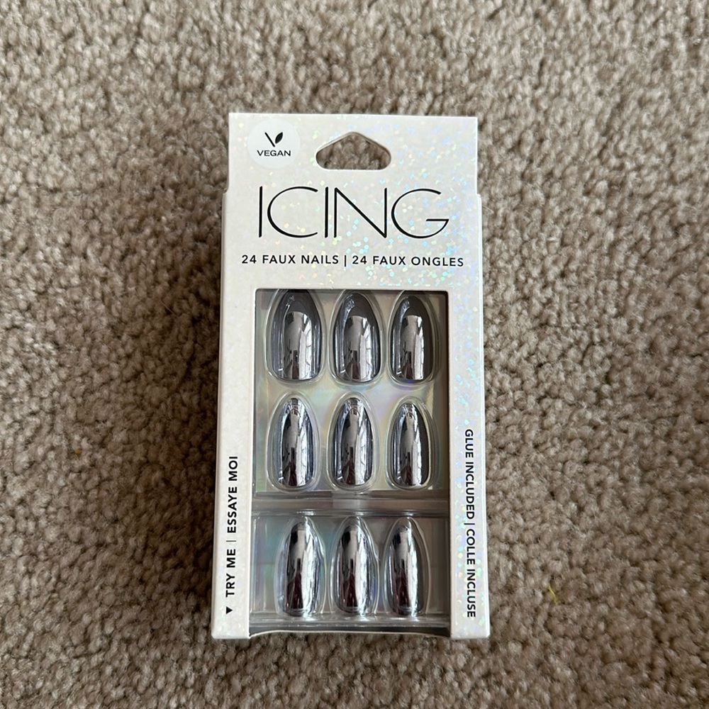 Cute nails in the brand icing